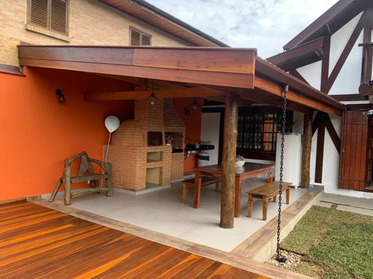 Linda Casa! Aconchegante e com ótima localização Campos do Jordão Exterior foto