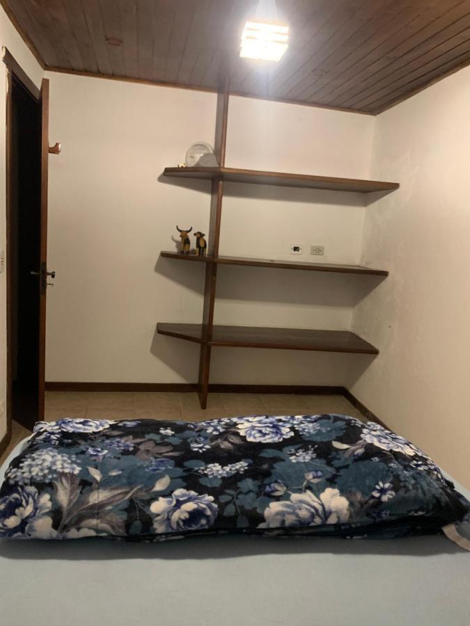 Linda Casa! Aconchegante e com ótima localização Campos do Jordão Exterior foto