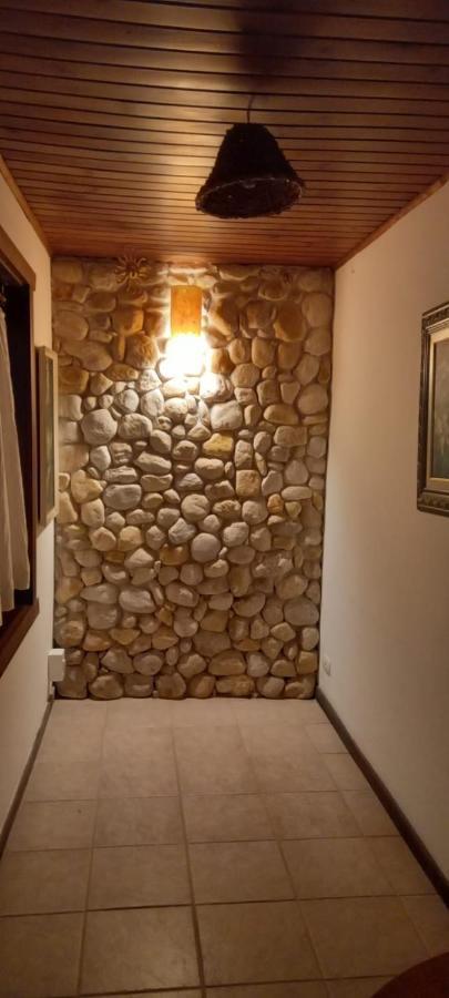 Linda Casa! Aconchegante e com ótima localização Campos do Jordão Exterior foto
