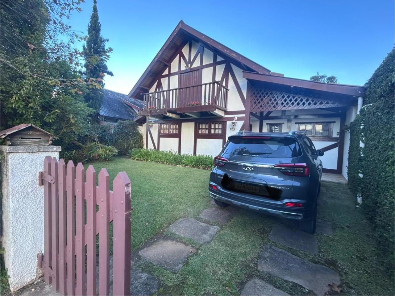Linda Casa! Aconchegante e com ótima localização Campos do Jordão Exterior foto