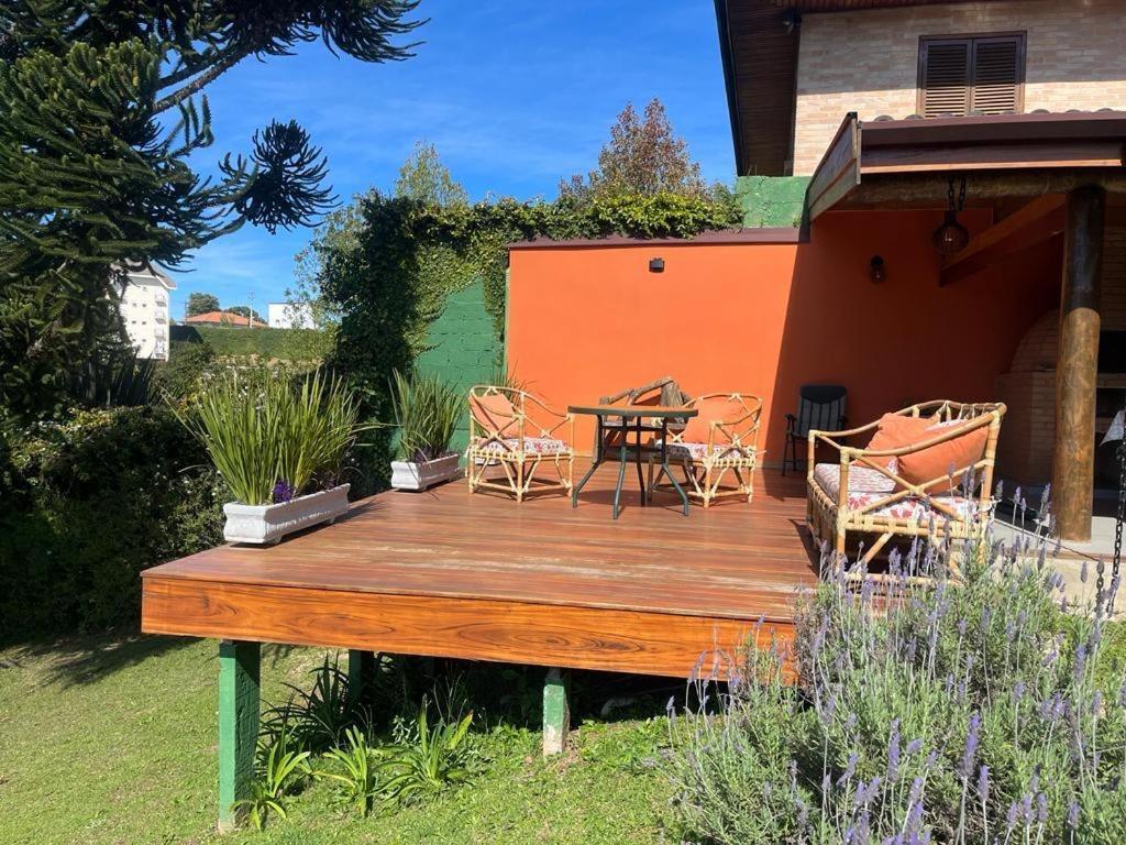 Linda Casa! Aconchegante e com ótima localização Campos do Jordão Exterior foto